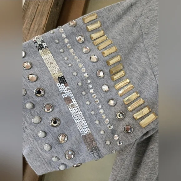Michael Kors Embellished Sleeve Grey T-Shirt - Oversized XS - Picture 6 of 7